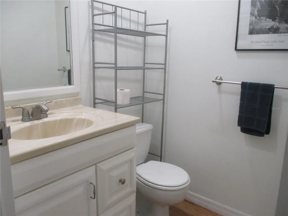 101 CAMBRIDGE TRAIL #211 Sun City Center, FL 33573