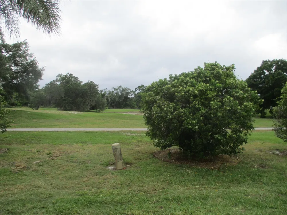 101 CAMBRIDGE TRAIL #211 Sun City Center, FL 33573