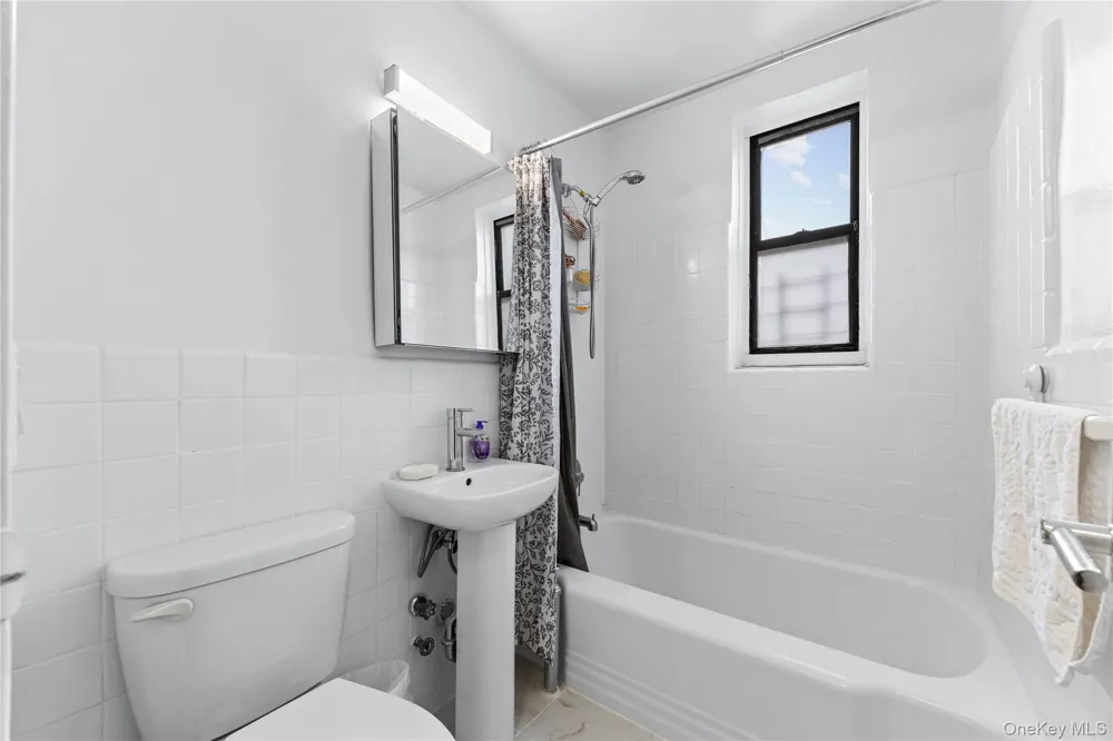 2830 Briggs Avenue #4C Bronx, NY 10458