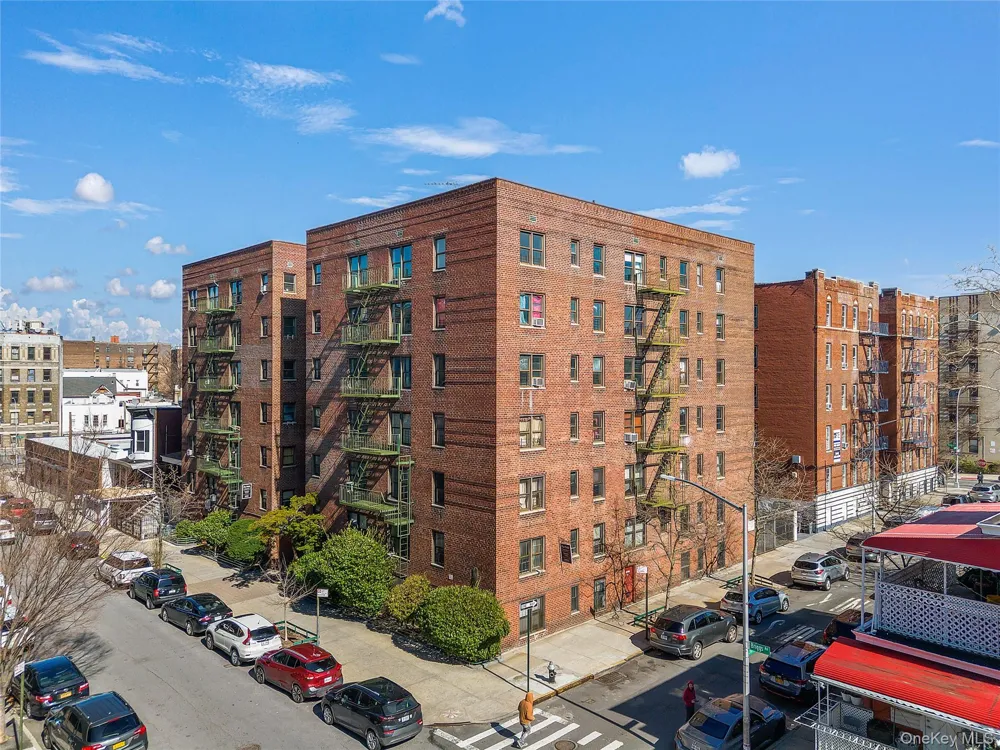 2830 Briggs Avenue #4C Bronx, NY 10458