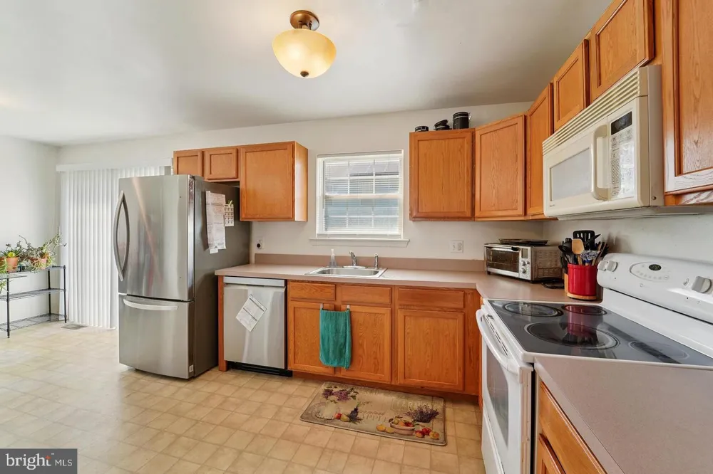 7206 RUTHERFORD GREEN CIRCLE Baltimore, MD 21244