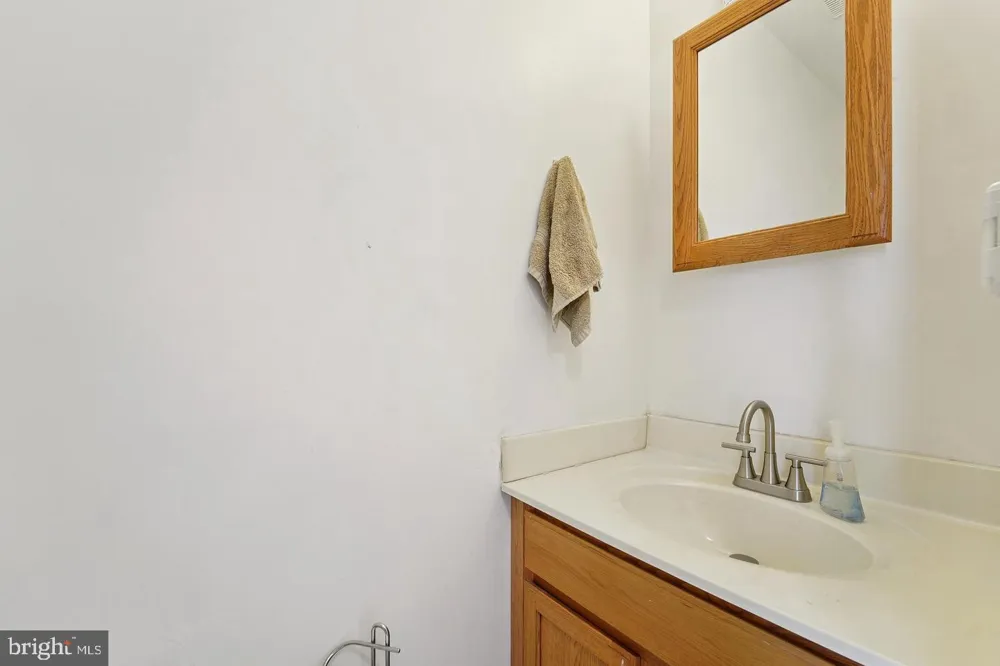 7206 RUTHERFORD GREEN CIRCLE Baltimore, MD 21244