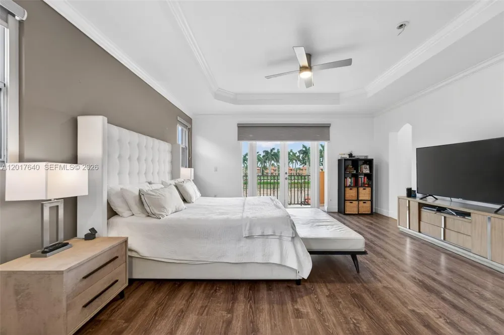 2631 SW 153rd Path Miami, FL 33185