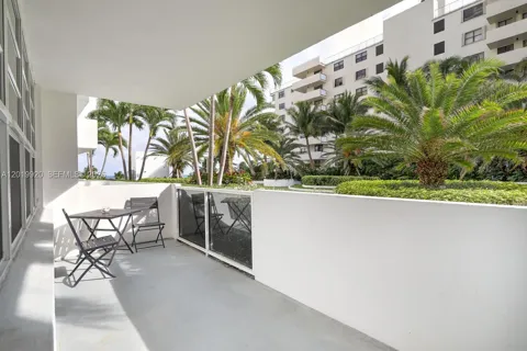 100 Lincoln Rd #330