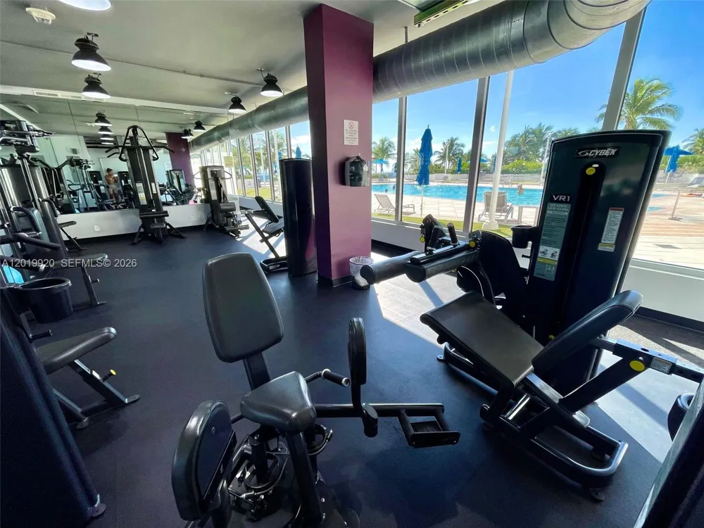 100 Lincoln Rd #330 Miami Beach, FL 33139