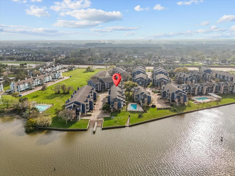 18519 Egret Bay Boulevard #1802 Webster, TX 77058