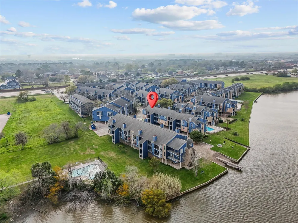 18519 Egret Bay Boulevard #1802 Webster, TX 77058