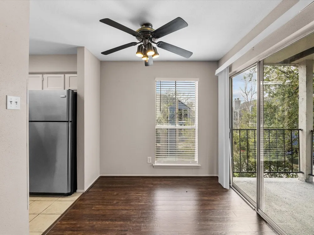 18519 Egret Bay Boulevard #1802 Webster, TX 77058