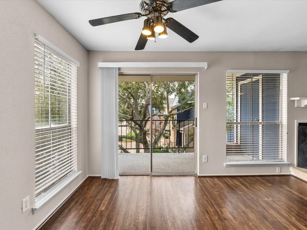 18519 Egret Bay Boulevard #1802 Webster, TX 77058