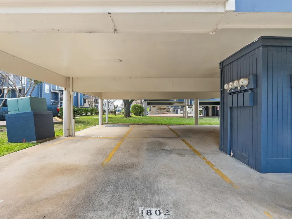 18519 Egret Bay Boulevard #1802 Webster, TX 77058