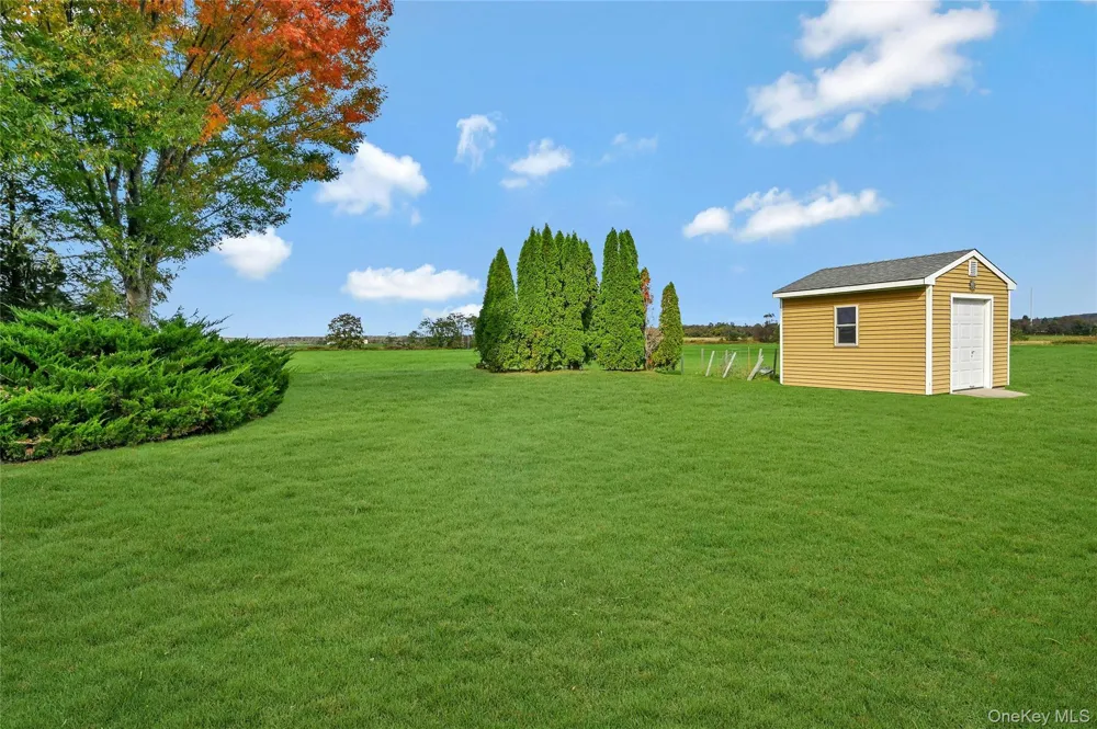 788 Reeves Avenue Riverhead, NY 11901