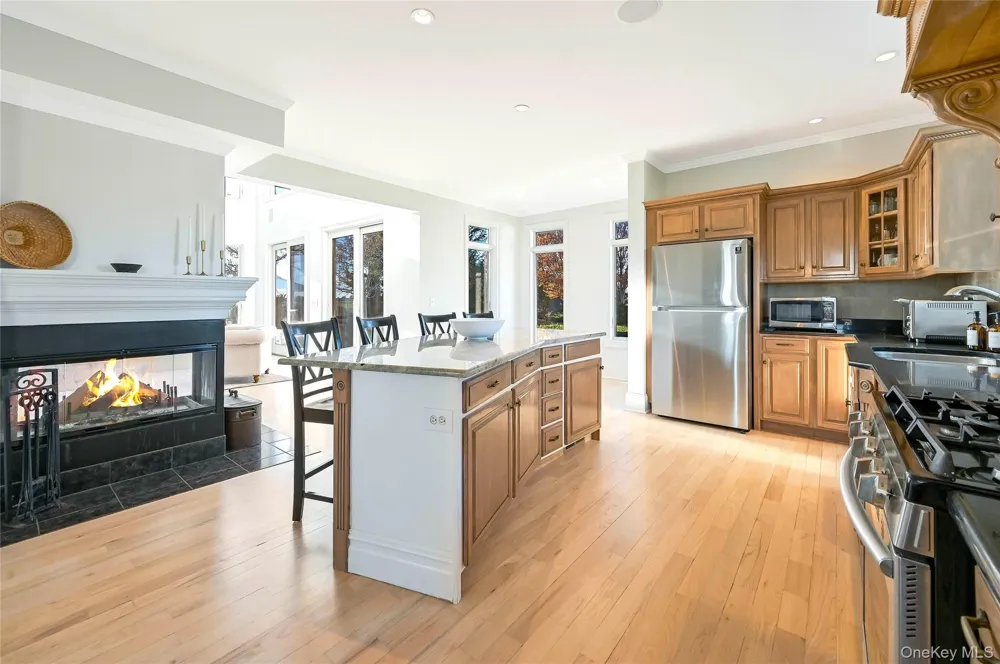 788 Reeves Avenue Riverhead, NY 11901