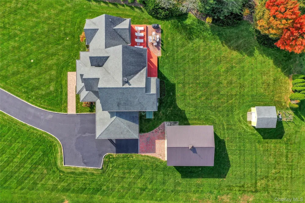 788 Reeves Avenue Riverhead, NY 11901