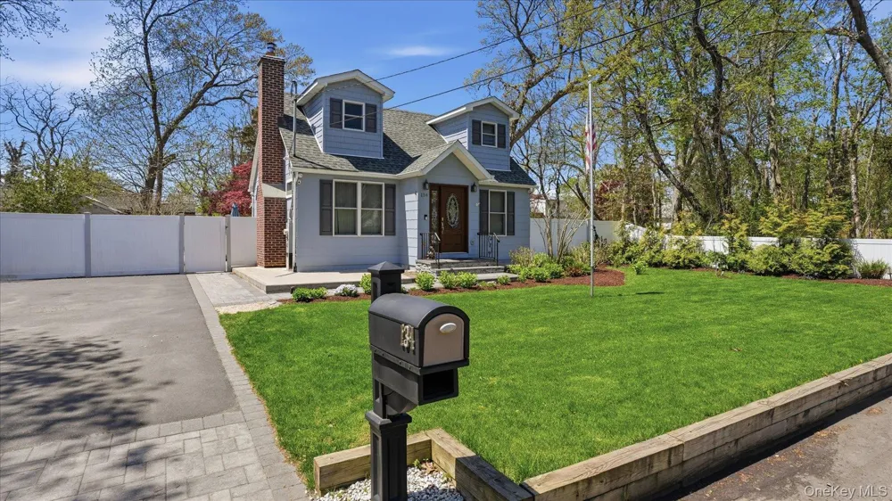 134 Washington Drive Mastic Beach, NY 11951