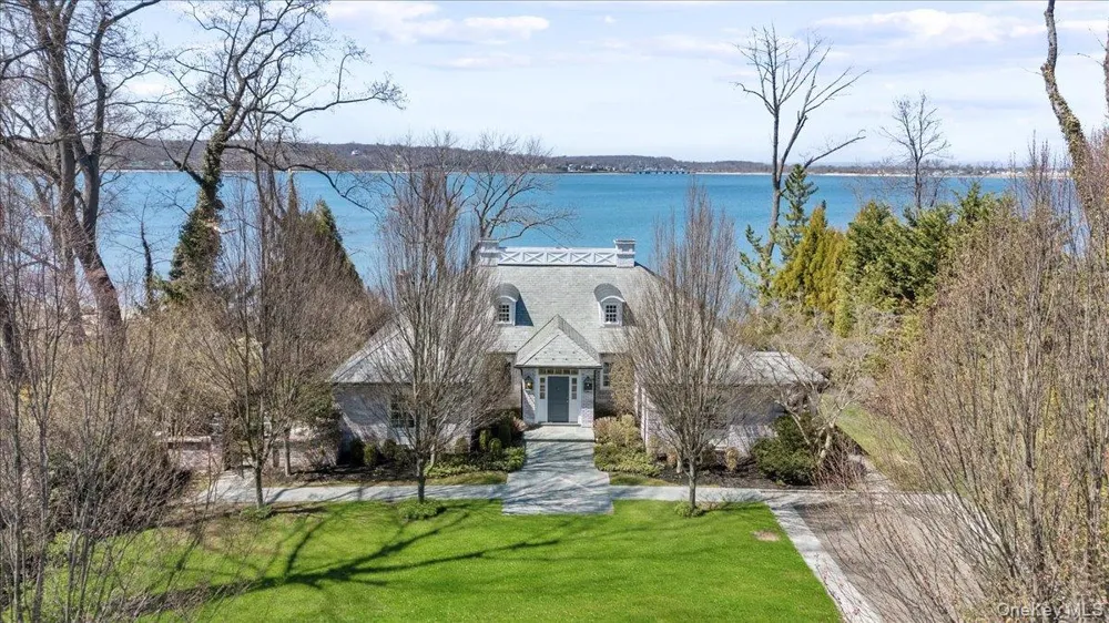 516 Centre Island Road Centre Island, NY 11771