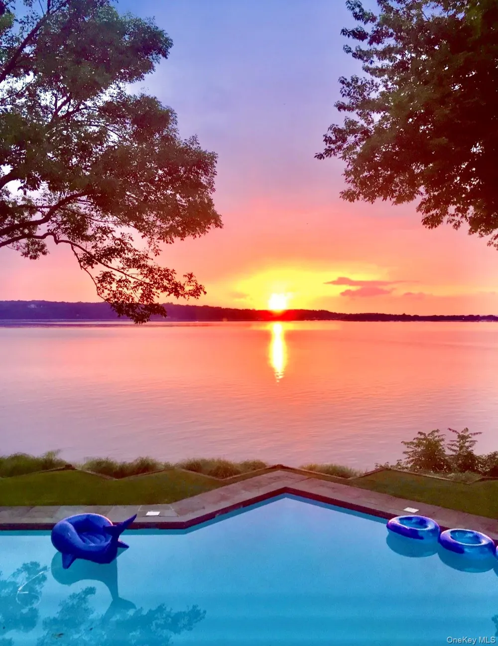 516 Centre Island Road Centre Island, NY 11771