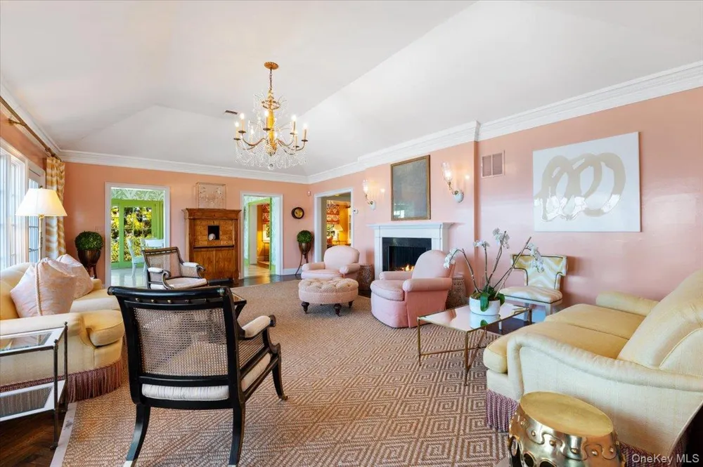 516 Centre Island Road Centre Island, NY 11771