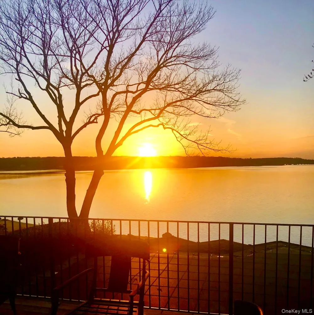 516 Centre Island Road Centre Island, NY 11771