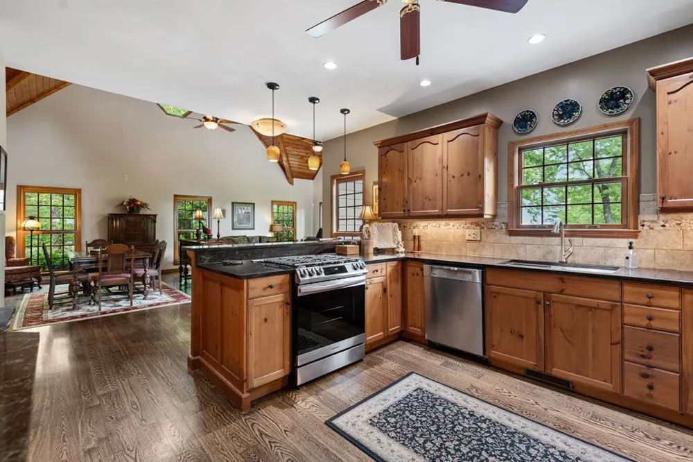 10620 Highway 52 Chatsworth, GA 30705