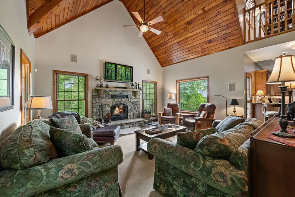 10620 Highway 52 Chatsworth, GA 30705