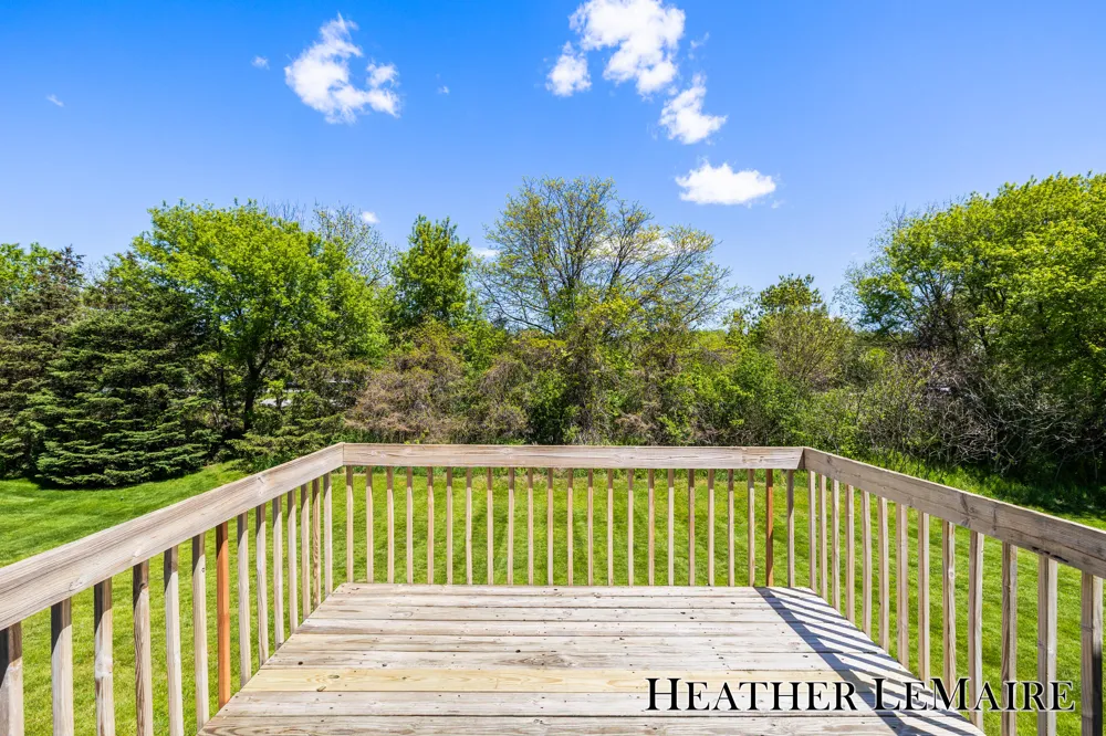 2070 Shiloh Point Drive SE Kentwood City, MI 49546