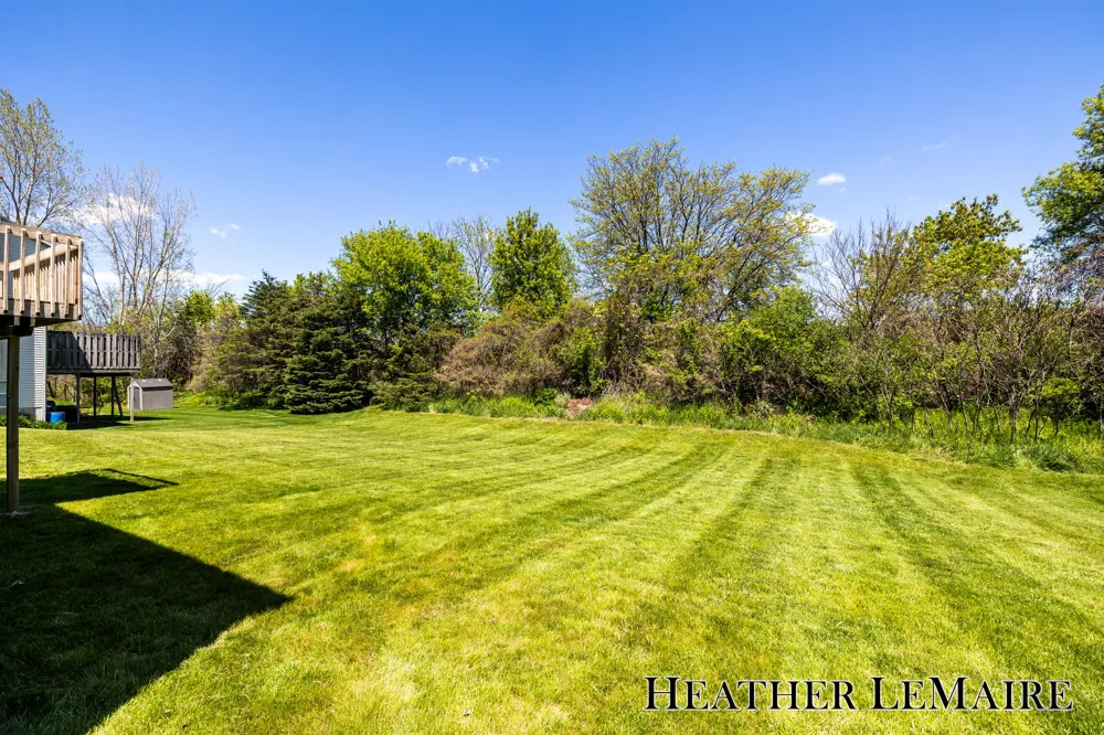 2070 Shiloh Point Drive SE Kentwood City, MI 49546