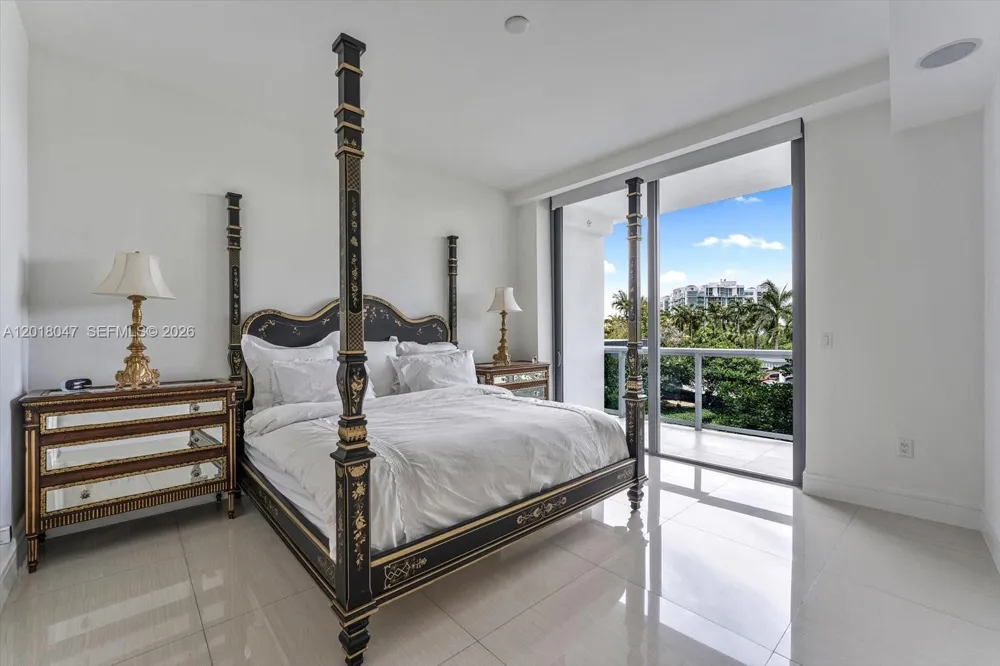 3300 NE 188th St #217 Aventura, FL 33180