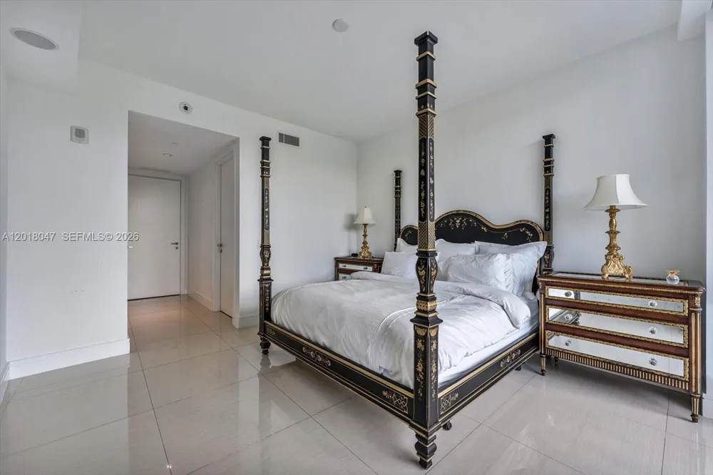 3300 NE 188th St #217 Aventura, FL 33180