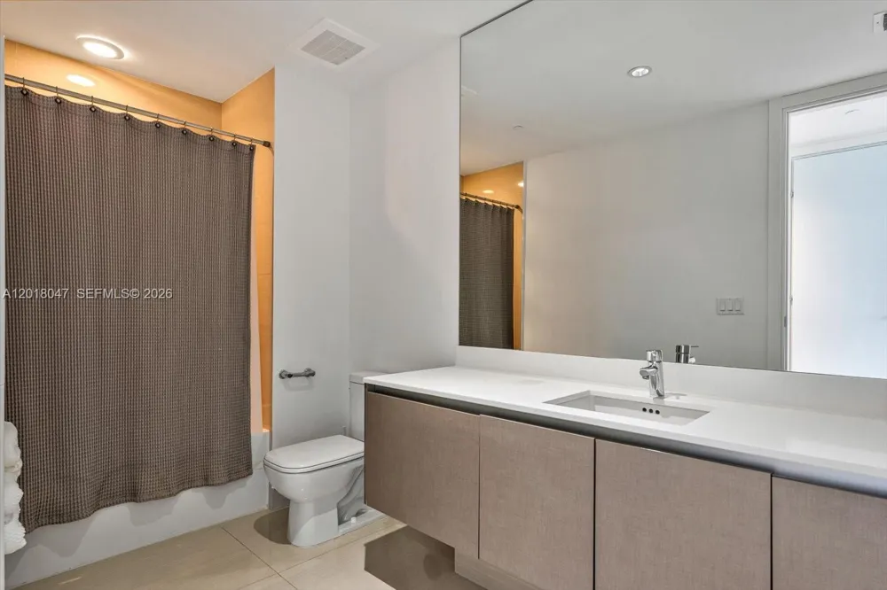 3300 NE 188th St #217 Aventura, FL 33180