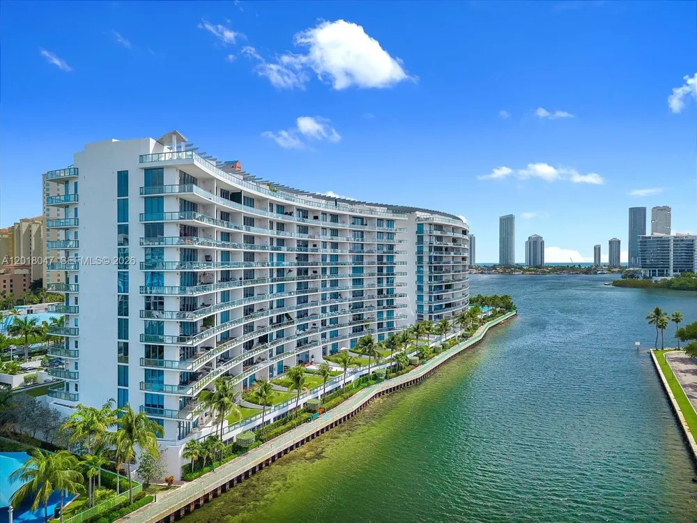 3300 NE 188th St #217 Aventura, FL 33180