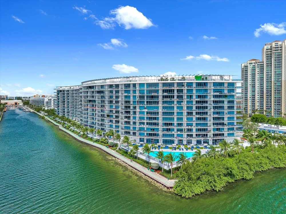 3300 NE 188th St #217 Aventura, FL 33180