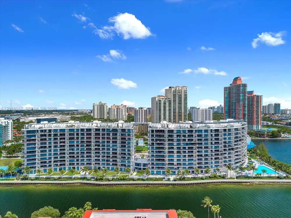 3300 NE 188th St #217 Aventura, FL 33180
