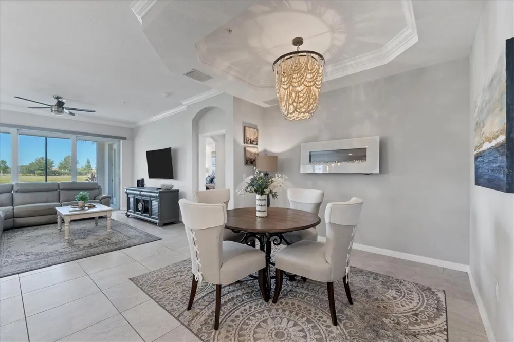 7564 DIVOT LOOP Bradenton, FL 34202