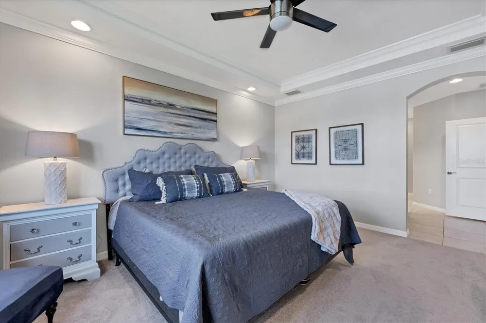 7564 DIVOT LOOP Bradenton, FL 34202