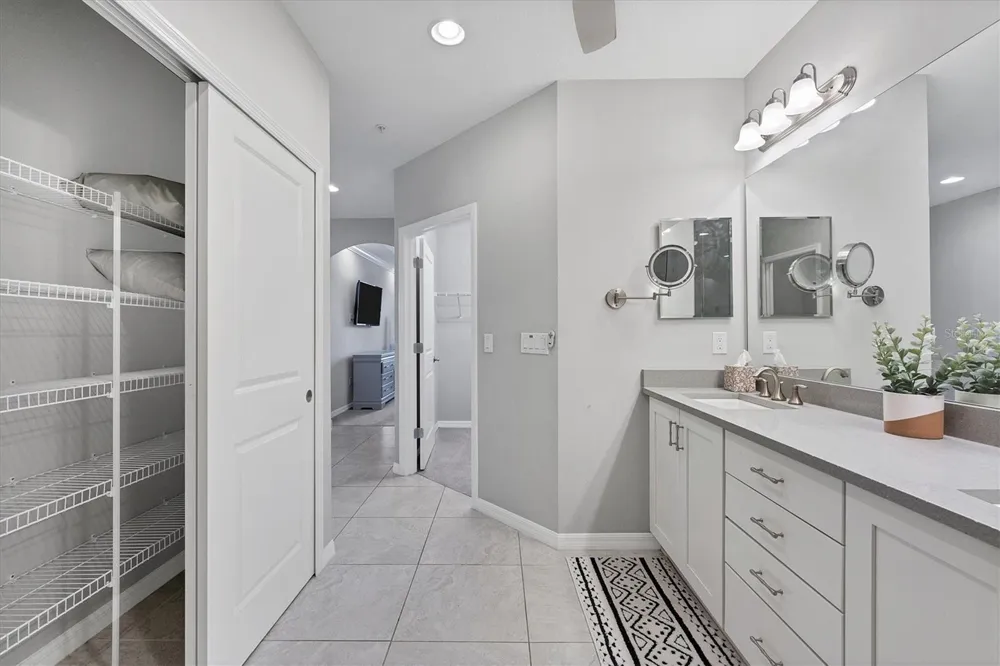 7564 DIVOT LOOP Bradenton, FL 34202