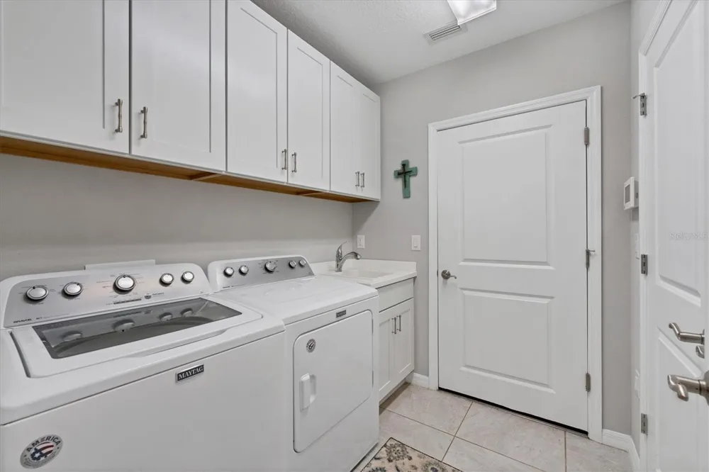 7564 DIVOT LOOP Bradenton, FL 34202