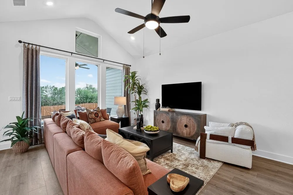 480 Emerald Walk Loop Dripping Springs, TX 78620