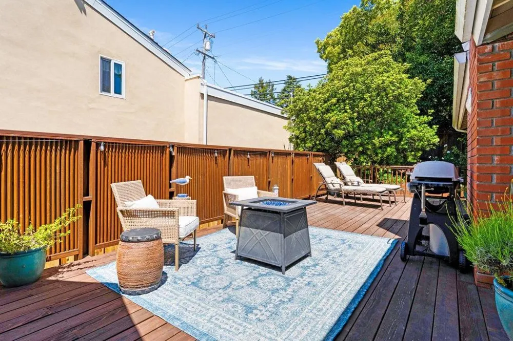 465 Los Altos Drive Aptos, CA 95003