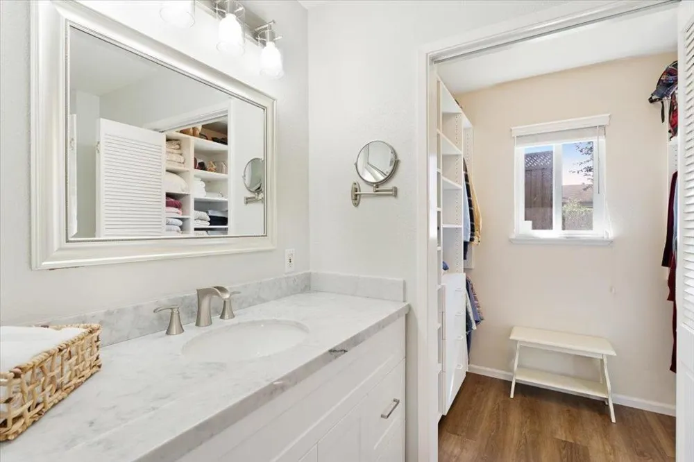465 Los Altos Drive Aptos, CA 95003