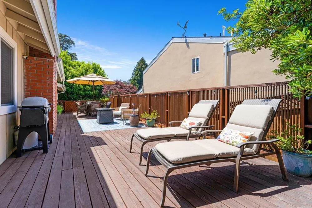 465 Los Altos Drive Aptos, CA 95003