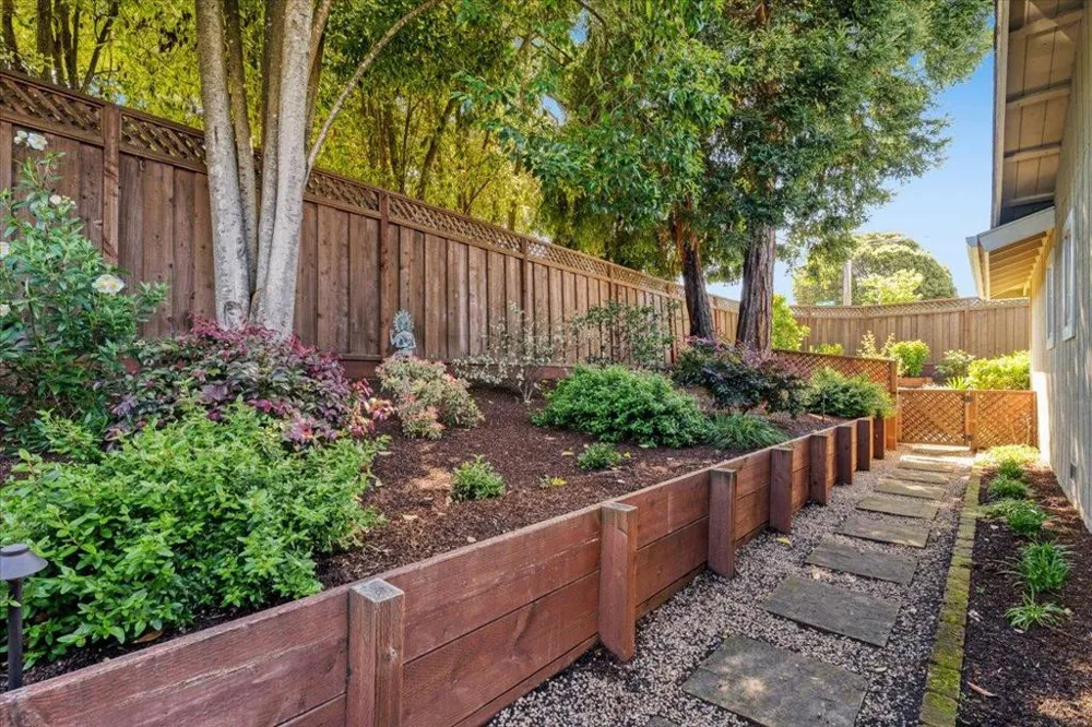 465 Los Altos Drive Aptos, CA 95003