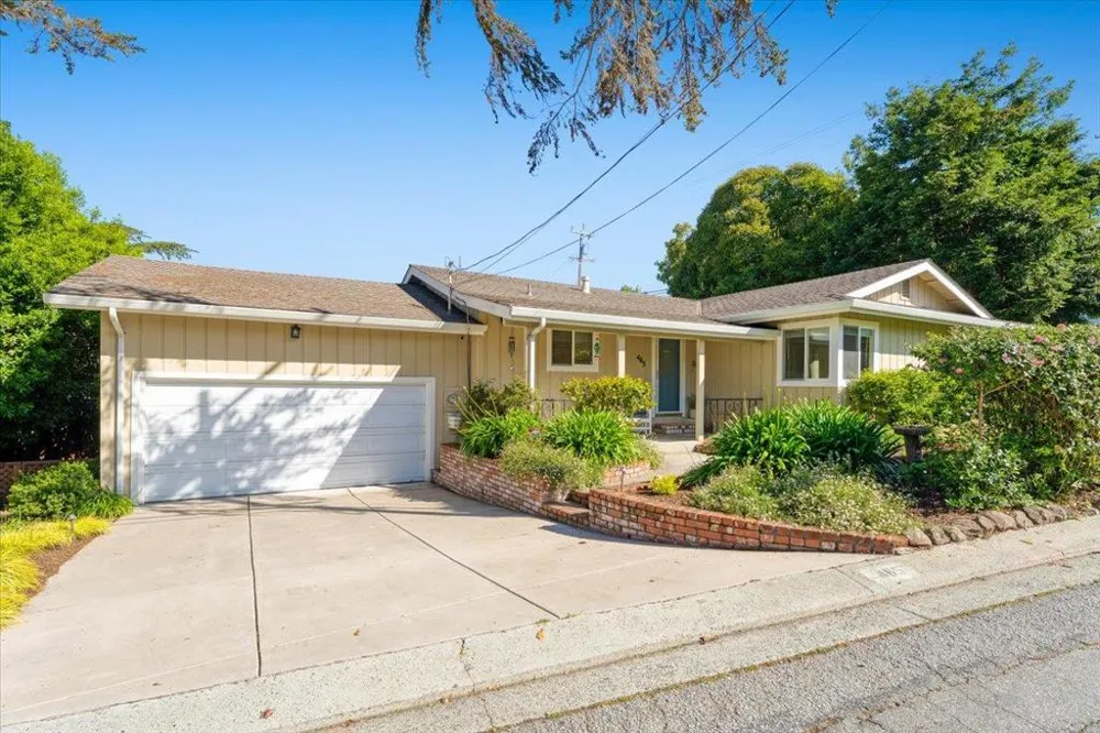 465 Los Altos Drive Aptos, CA 95003