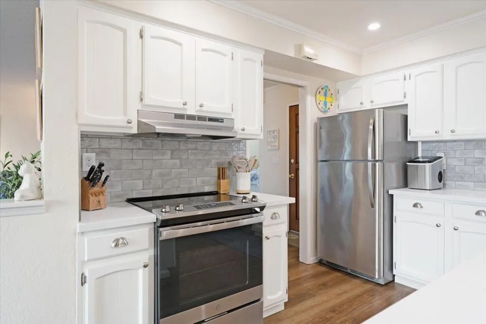465 Los Altos Drive Aptos, CA 95003