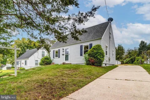 2425 FORT DRIVE