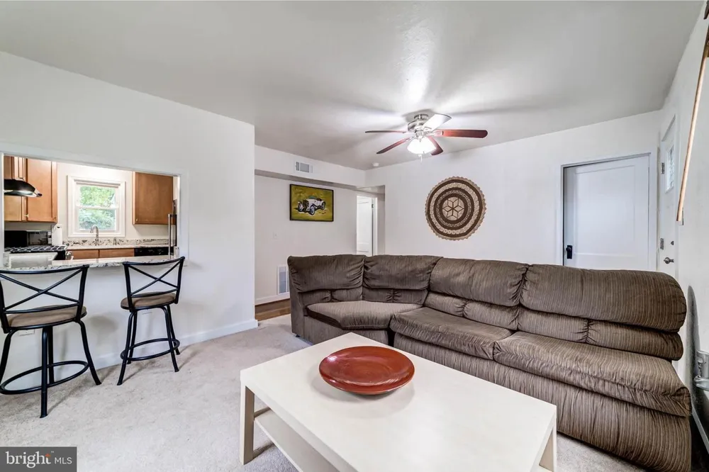 2425 FORT DRIVE Alexandria, VA 22303