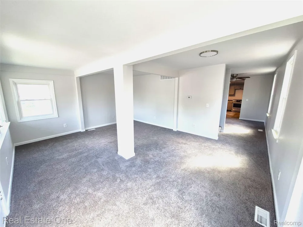 51 Elizabeth Street River Rouge City, MI 48218