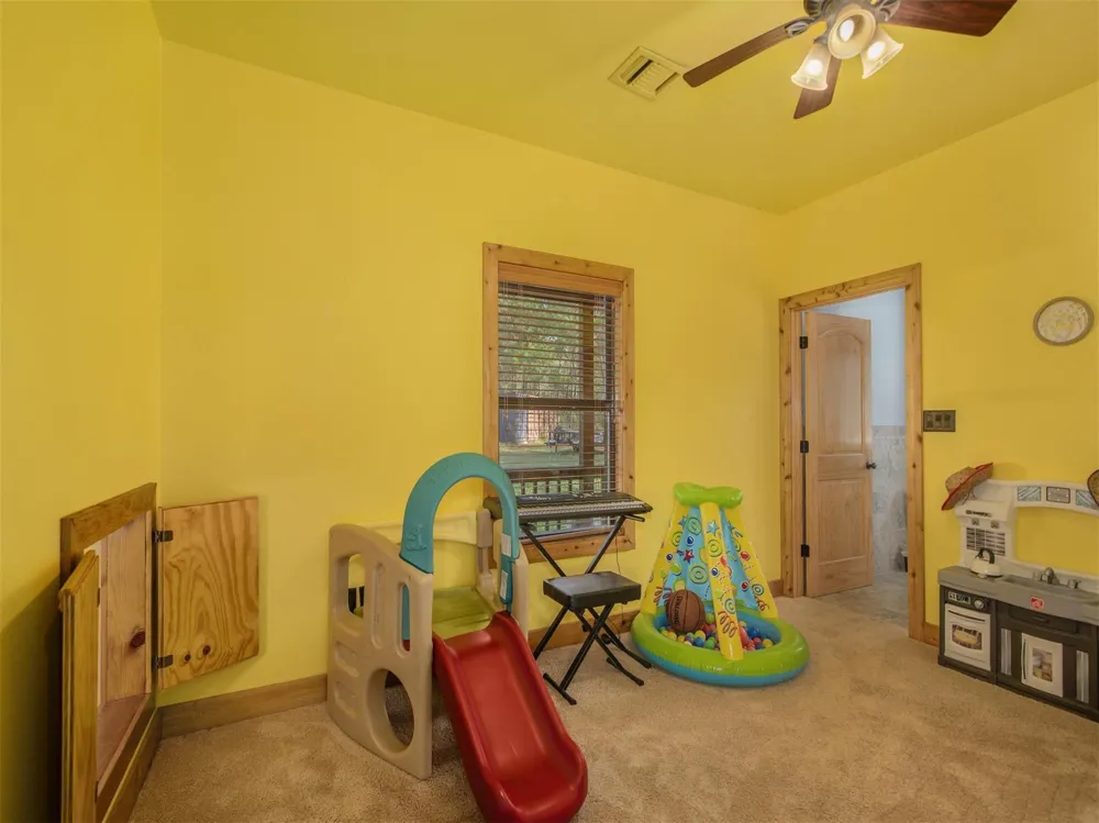 16867 Tierra Buena Drive Plantersville, TX 77363