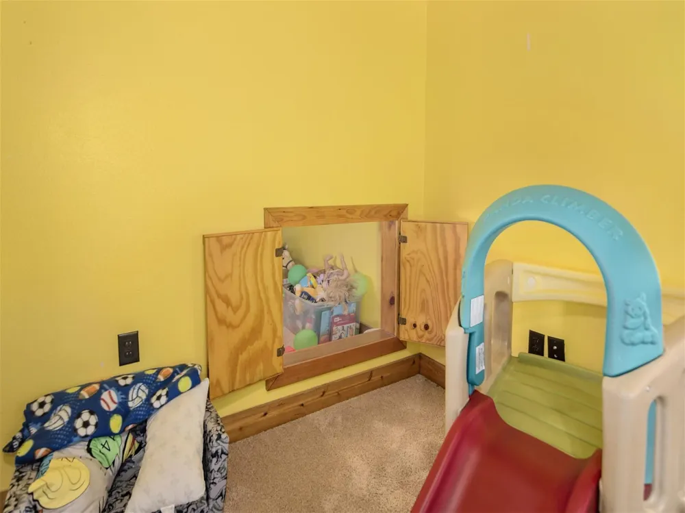16867 Tierra Buena Drive Plantersville, TX 77363