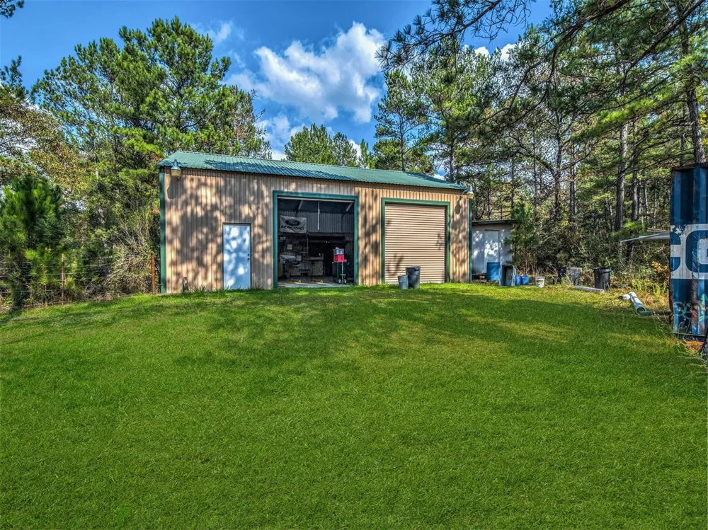 16867 Tierra Buena Drive Plantersville, TX 77363
