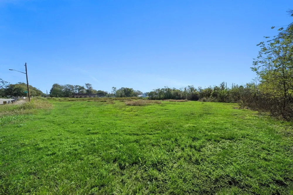 15721 Oleta Lane Sugar Land, TX 77498